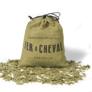 Copeaux savon de Marseille olive 750g – Fer à Cheval