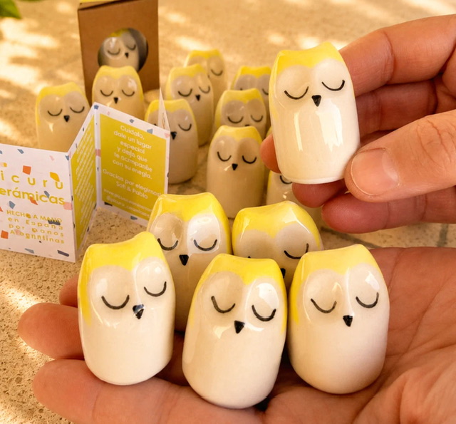 Porte bonheur chouette. Objet mignon idéal cadeau petit prix. Porte bonheur